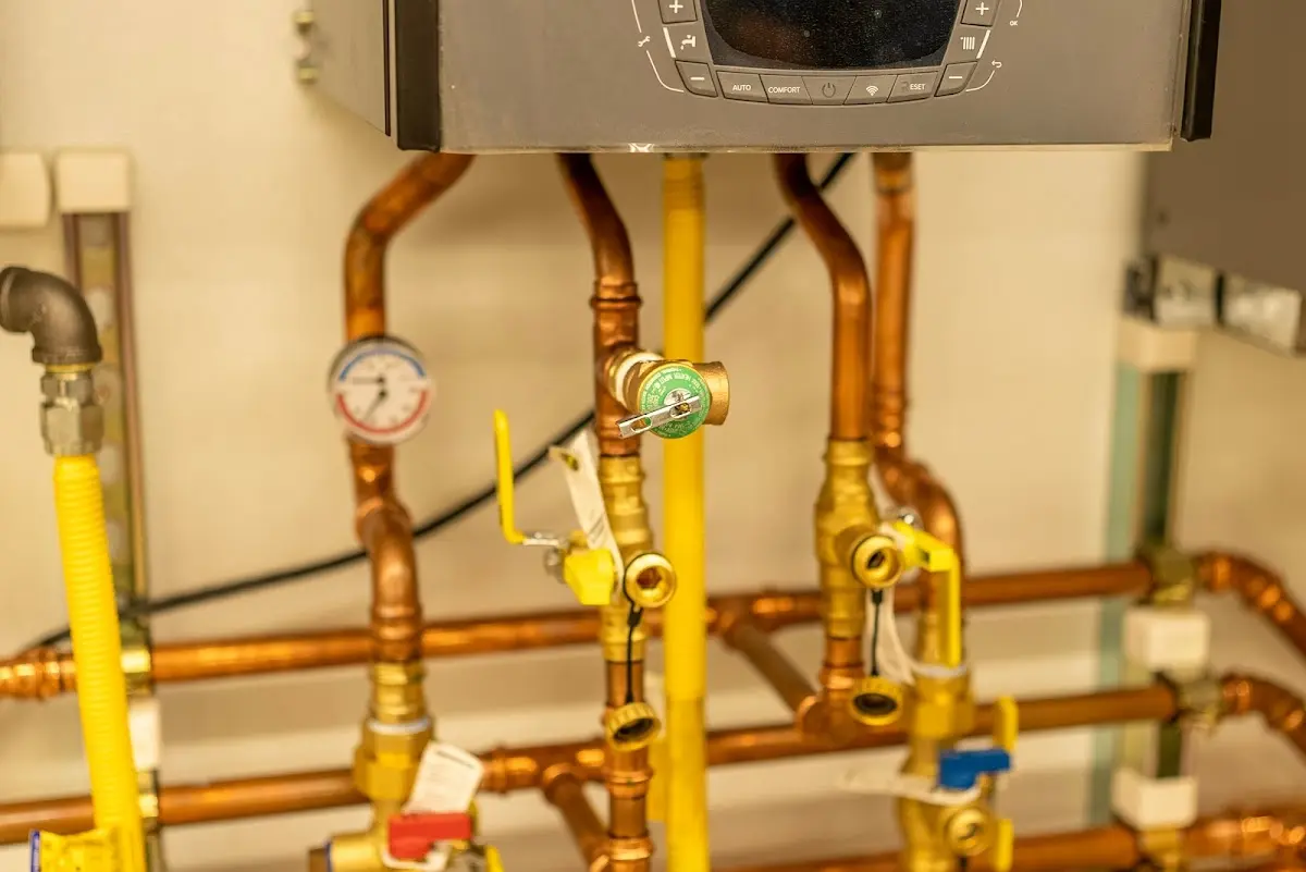 Licensed technician providing Pipe Repair for a homeowner in Monte Sereno